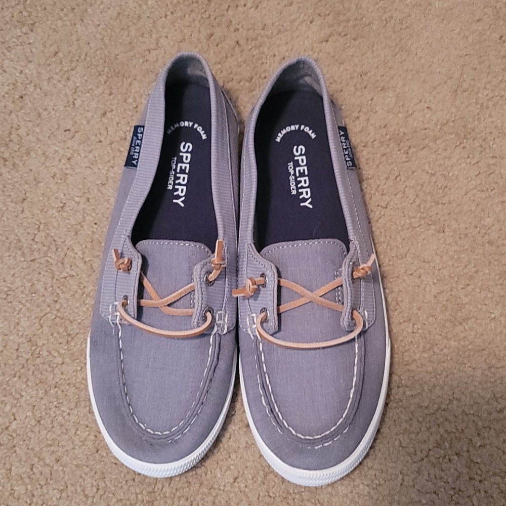 Like new Sperry shoes